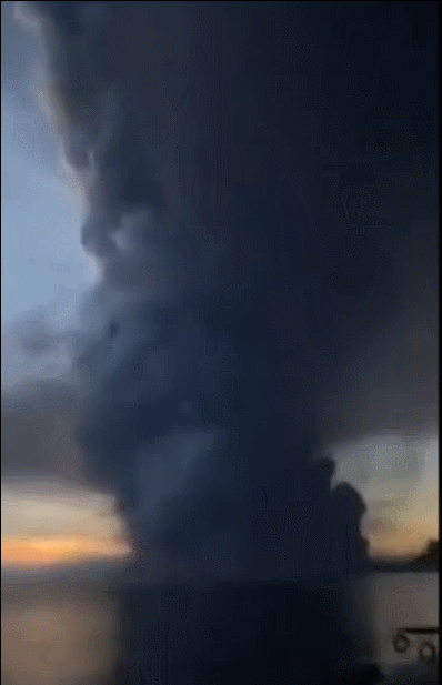 4752879f84c243f0bcdb99a3c168a2b9.gif